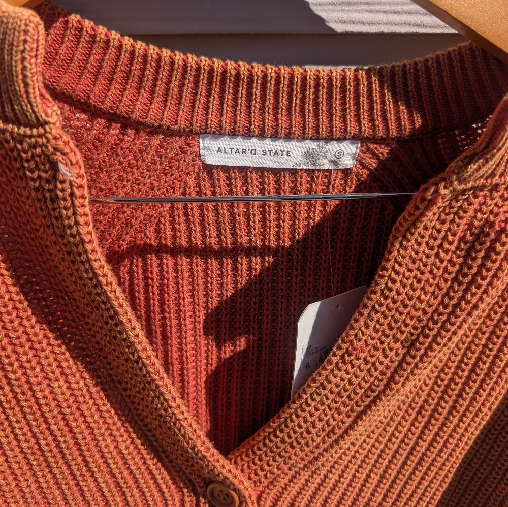 Altar'd State Cardigan NWT Size S Orange Brown Buttons Knit Cropped - Picture 4 of 5